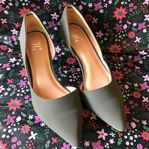 JG Grey Suede Dorsay Pumps 👠 NWOT Size 6